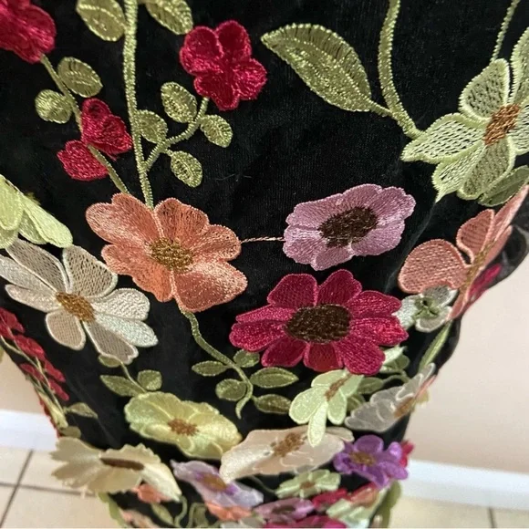 NWOT Lulus Thriving Energy Black 3D Floral Embroidered Lace-Up Midi Dress - Picture 5 of 13